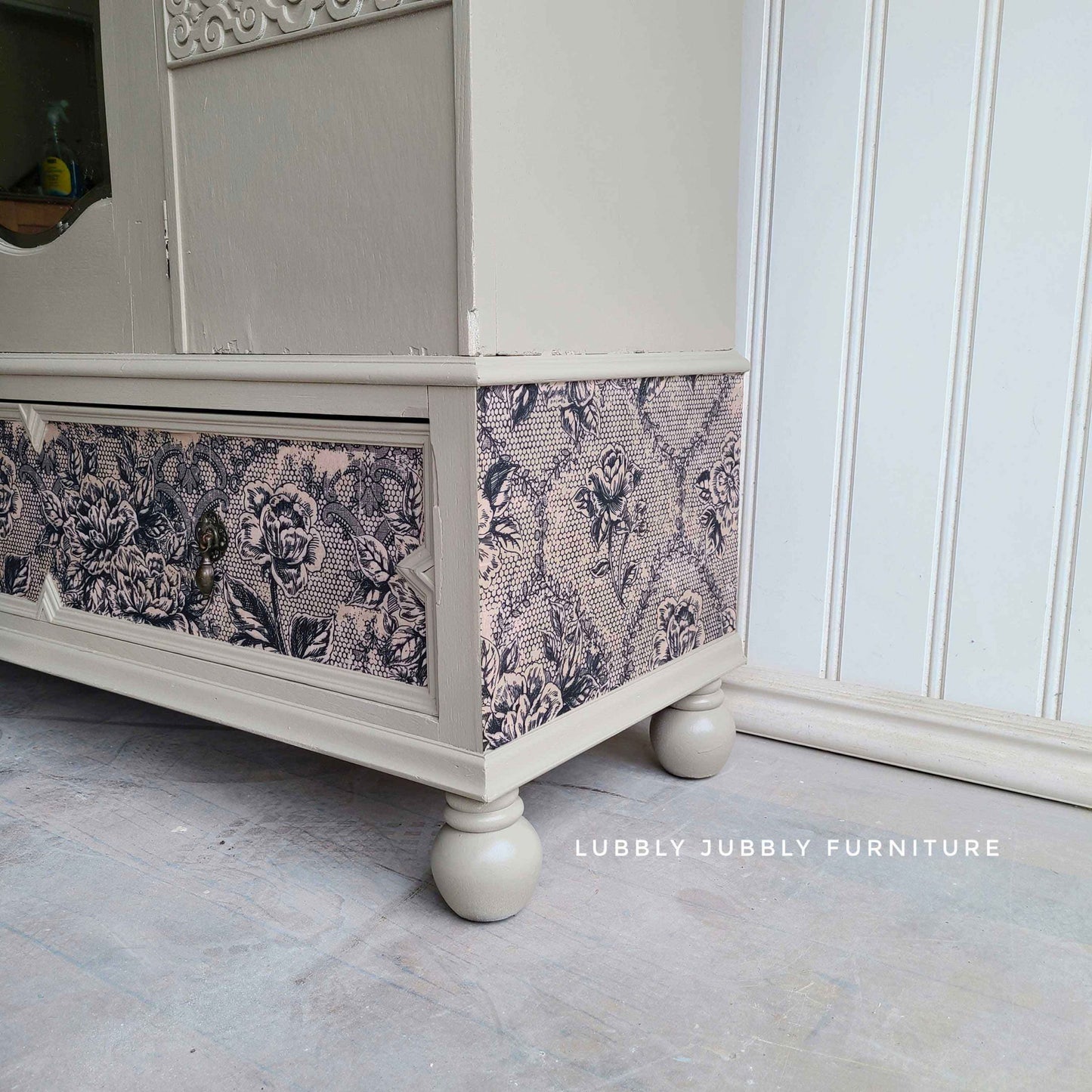 A1 Decoupage Fiber - Antique Laces
