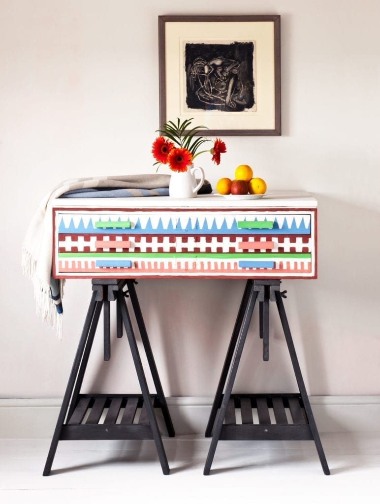 Book by Annie Sloan - Annie Sloan Paints Everything