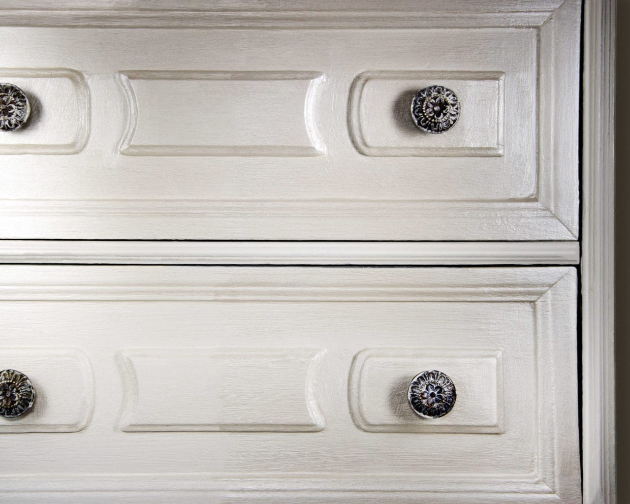 Pearlescent Glace (perlemor finish)